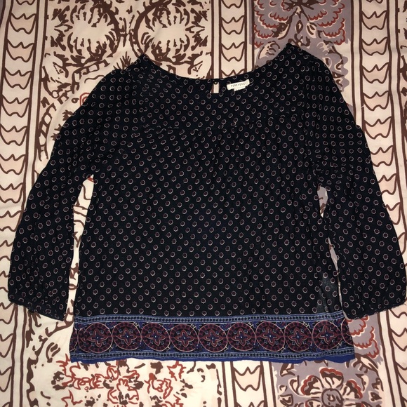 Blouse - Picture 2 of 5